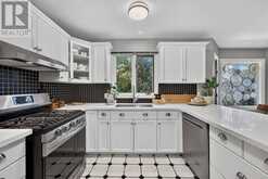 29 KAY STREET | Stratford Ontario | Slide Image Twelve