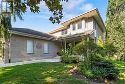 29 KAY STREET | Stratford Ontario | Slide Image Three
