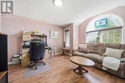 20 DICKINSON COURT | Elora Ontario | Slide Image Nine