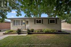 16 ARGYLE DRIVE | Guelph Ontario | Slide Image One