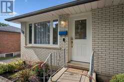 16 ARGYLE DRIVE | Guelph Ontario | Slide Image Three