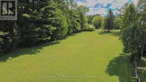 256 ANGLESIA STREET N | Southampton Ontario | Slide Image Twelve