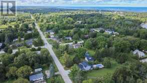 256 ANGLESIA STREET N | Southampton Ontario | Slide Image Eight
