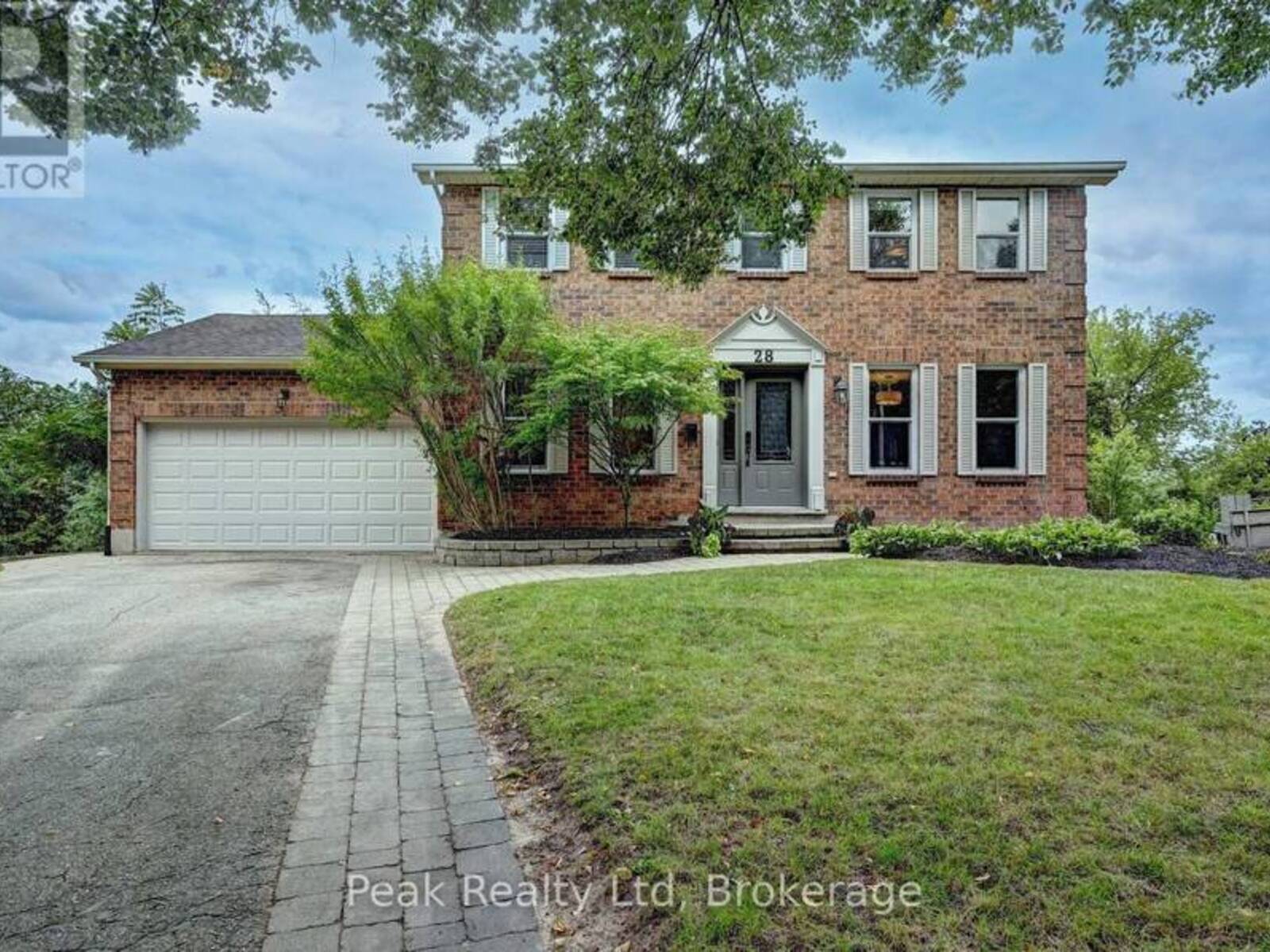 28 NOTCHWOOD COURT, Kitchener, Ontario N2A 3L5