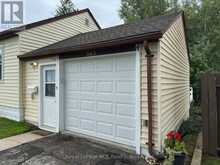 563 9TH STREET | Hanover Ontario | Slide Image Three