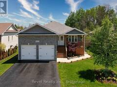 37 MARILYN AVENUE N Wasaga Beach Ontario, L9Z 2Y5