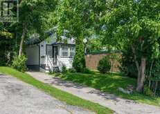 8 DUNN AVENUE | Orillia Ontario | Slide Image Three