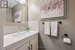 32 THORNHILL DRIVE | Guelph Ontario | Slide Image Fifteen