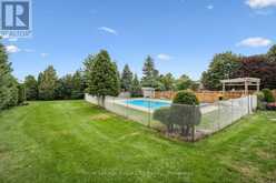 32 THORNHILL DRIVE | Guelph Ontario | Slide Image Thirty-two