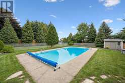 32 THORNHILL DRIVE | Guelph Ontario | Slide Image Thirty-four