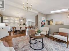 32 THORNHILL DRIVE Guelph Ontario, N1H 8B6