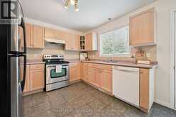 3 MUNROE CRESCENT | Guelph Ontario | Slide Image Thirteen