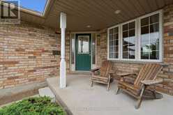 3 MUNROE CRESCENT | Guelph Ontario | Slide Image Two