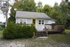 468 WARNER BAY ROAD | Tobermory Ontario | Slide Image Twenty-seven