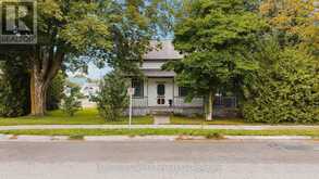 485 WALLACE AVENUE S | Listowel Ontario | Slide Image Five