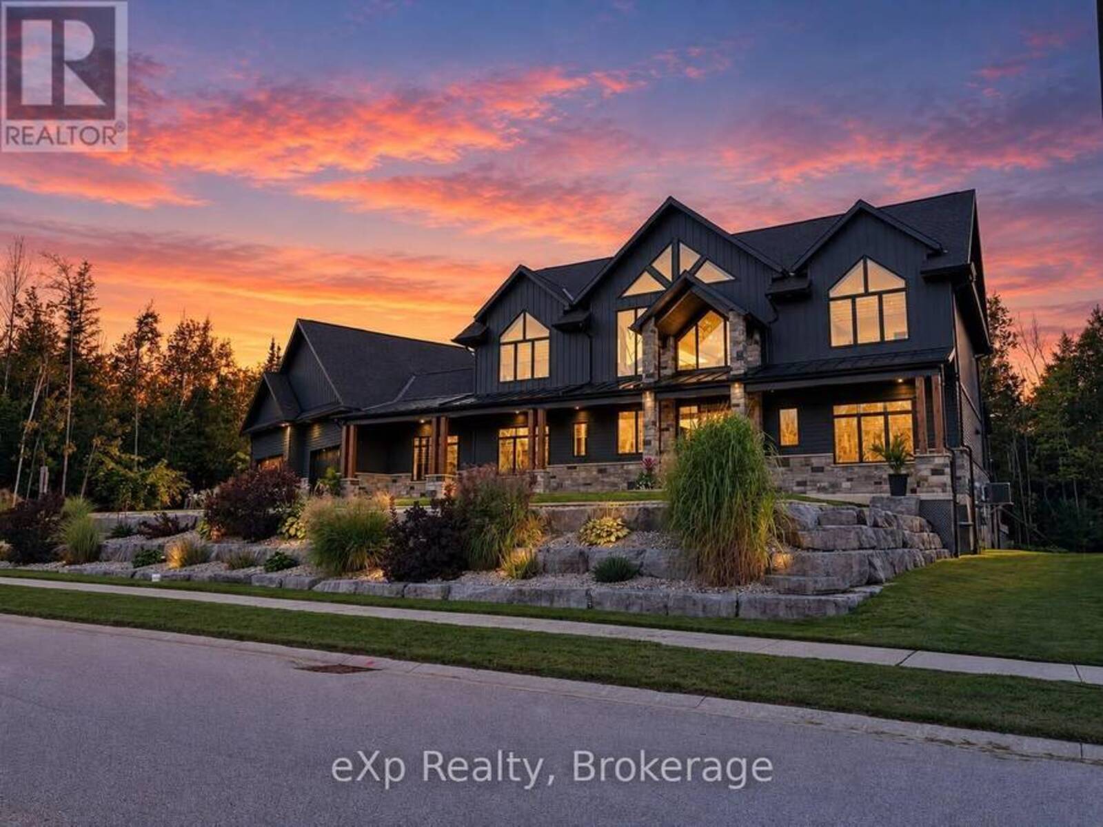 36 LAKESIDE WOODS CRESCENT, Port Elgin, Ontario N0H 2C6
