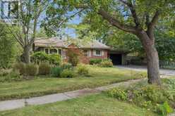 10 PICADILLY PLACE | Guelph Ontario | Slide Image Four