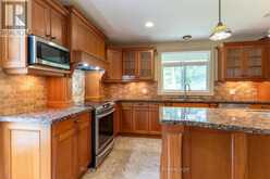 1749 GRATRIX ROAD | Waubaushene Ontario | Slide Image Eight