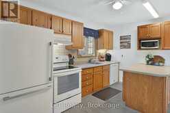 67 MCIVOR DRIVE | Miller Lake Ontario | Slide Image Nine