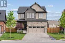 15 MAIDENS CRESCENT | Collingwood Ontario | Slide Image Three