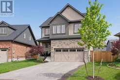 15 MAIDENS CRESCENT | Collingwood Ontario | Slide Image Fifty