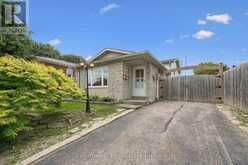 7 HOMESTEAD PLACE | Kitchener Ontario | Slide Image One