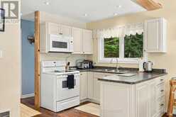 1289 BIG HAWK LAKE ROAD | Haliburton Ontario | Slide Image Ten