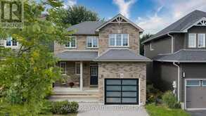 24 DANCE STREET | Collingwood Ontario | Slide Image One