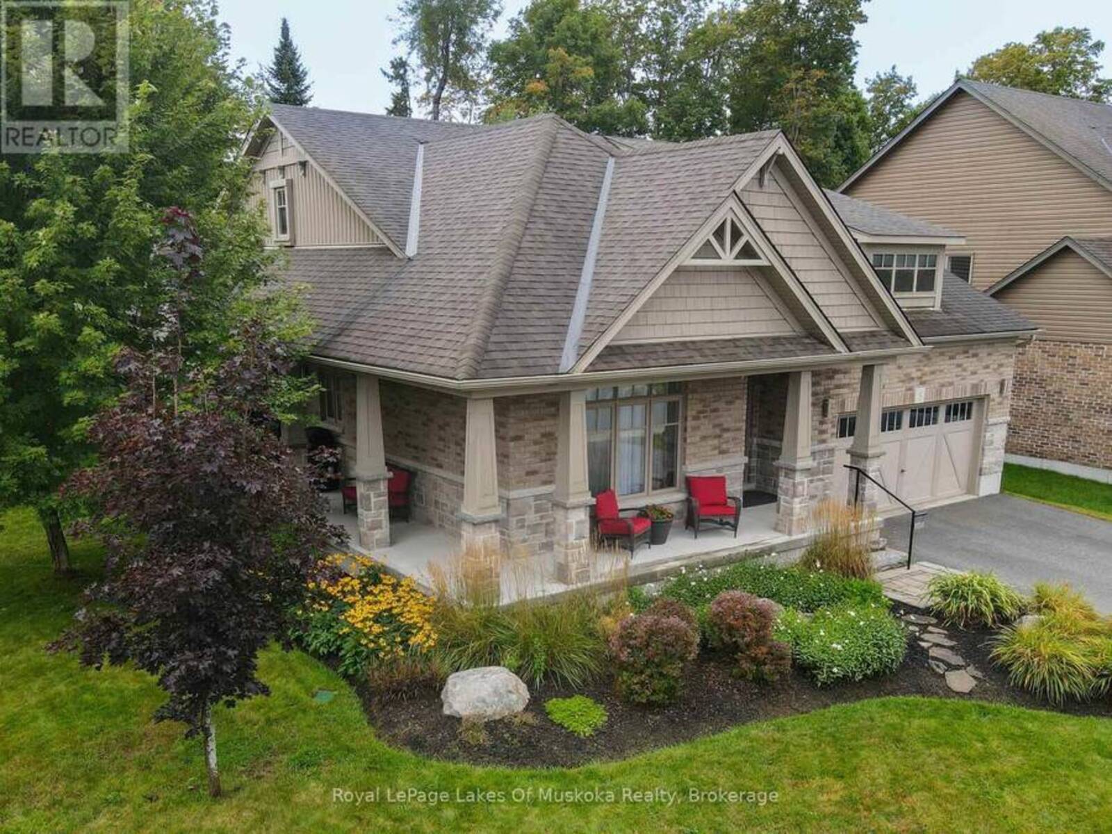 3 HOMESTEAD LANE, Huntsville, Ontario P1H 2N8