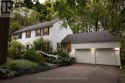 74 WOODLAND DRIVE | Bracebridge Ontario | Slide Image Forty-nine