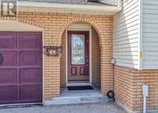 4 KEHOE COURT | Orillia Ontario | Slide Image Nine