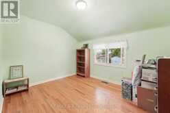 164 REDFORD CRESCENT | Stratford Ontario | Slide Image Fifteen