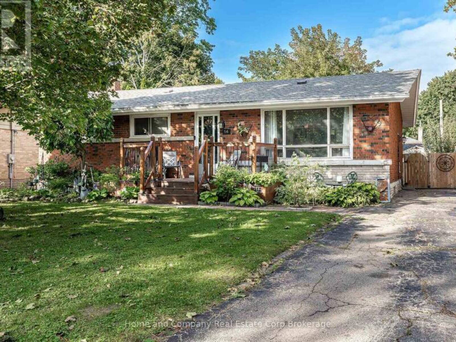 14 BURRITT STREET, Stratford, Ontario N5A 4W7