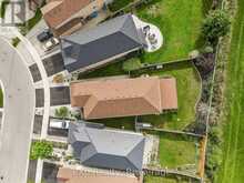 82 DRONE CRESCENT | Guelph Ontario | Slide Image Thirty-nine