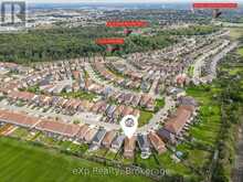 82 DRONE CRESCENT | Guelph Ontario | Slide Image Three