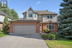 27 OAKRIDGE CRESCENT | Guelph Ontario | Slide Image One