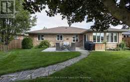 259 BRIARHILL DRIVE | Stratford Ontario | Slide Image Thirty-five