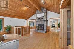1020 EAST WALKER LAKE DRIVE | Huntsville Ontario | Slide Image Eight