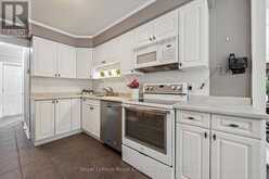 2 - 30 GREEN VALLEY DRIVE | Kitchener Ontario | Slide Image Ten