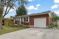 527 2ND A STREET | Hanover Ontario | Slide Image Three