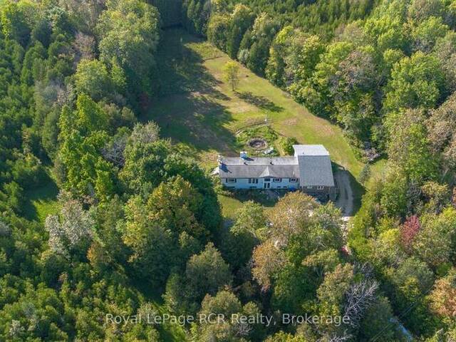 394908 2 CONCESSION Durham Ontario, N0G 1R0 - 6 Bedrooms Home For Sale