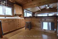 39 OLD MOSLEY STREET | Wasaga Beach Ontario | Slide Image Ten