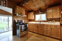 39 OLD MOSLEY STREET | Wasaga Beach Ontario | Slide Image Nine