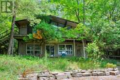 1338 BROWNING ISLAND | Bracebridge Ontario | Slide Image Five