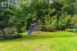34 GLENDALE ROAD | Bracebridge Ontario | Slide Image Four