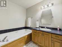52 GOLF COURSE ROAD | Bracebridge Ontario | Slide Image Twenty