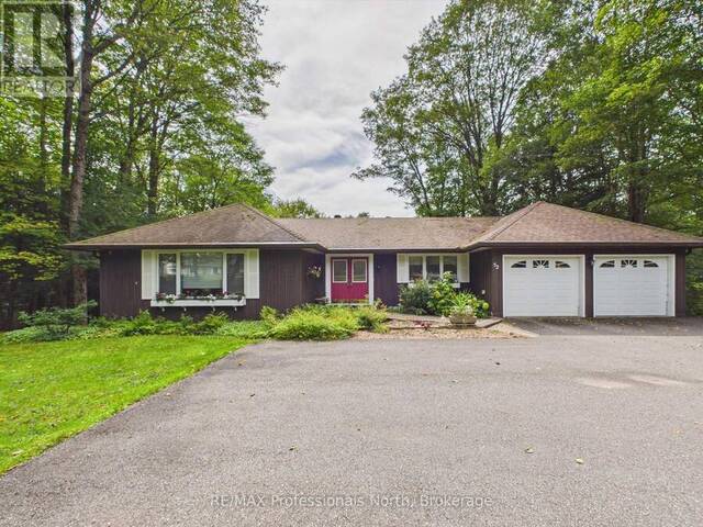 52 GOLF COURSE ROAD Bracebridge Ontario, P1L 1M7 - 3 Bedrooms Home For Sale