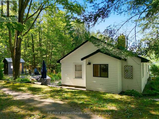 1037 STRAWBERRY BAY ROAD Bracebridge Ontario, P1L 1X2 - 2 Bedrooms Home For Sale