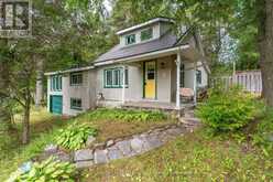 91 BEACH ROAD | Huntsville Ontario | Slide Image Two
