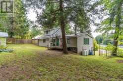 91 BEACH ROAD | Huntsville Ontario | Slide Image Three
